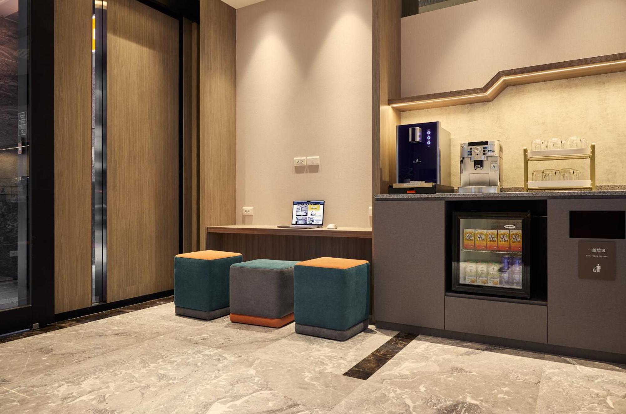 Orange Hotel -Hanzhong, Đài Bắc Ngoại thất bức ảnh